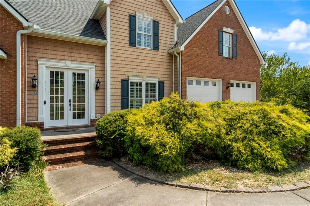 407 Overlook Way