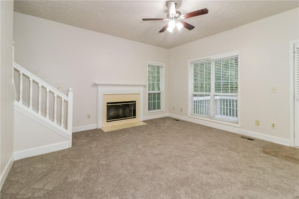 5526 Chestnut Creek Lane