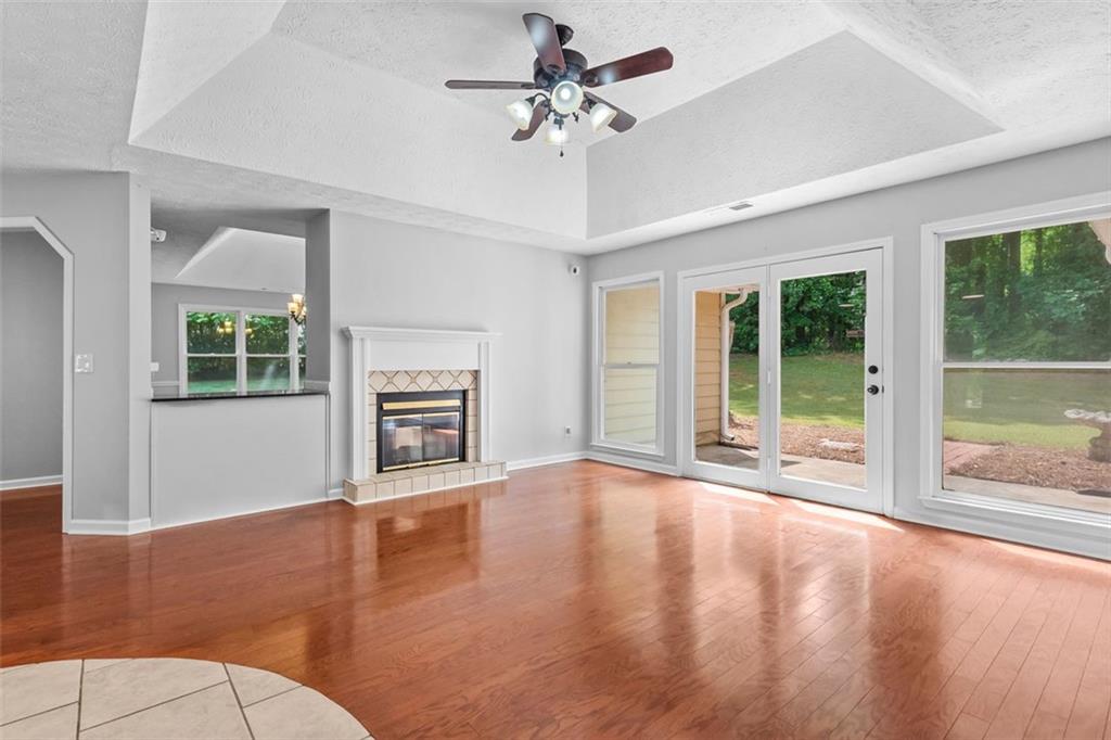 221 The Esplanade Way, Loganville, Georgia image 6