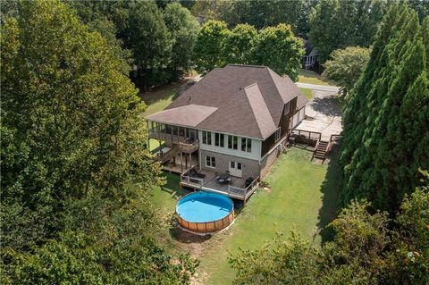 A home in Dahlonega