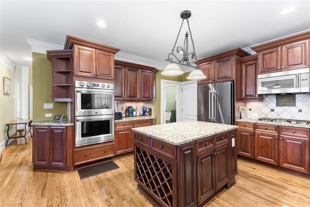 SUMMERHAVEN - Residential