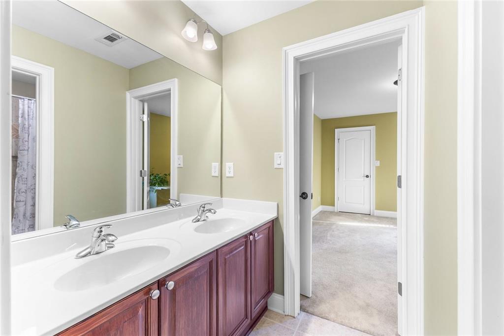 SUMMERHAVEN - Residential