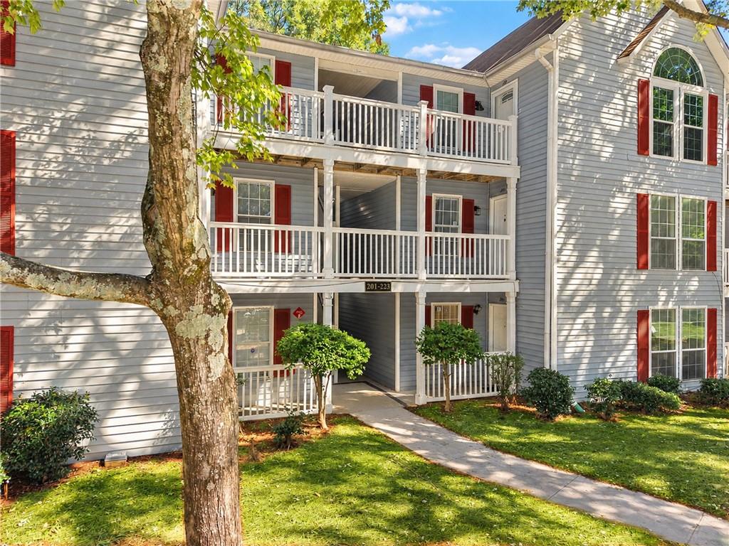 211 Cobblestone Trail