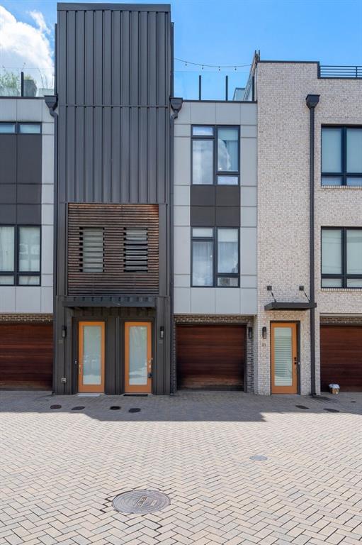 133 City View Court NE