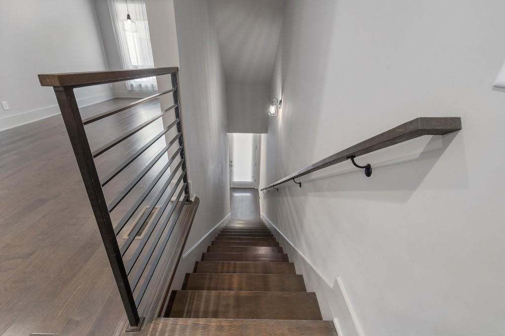133 City View Court NE
