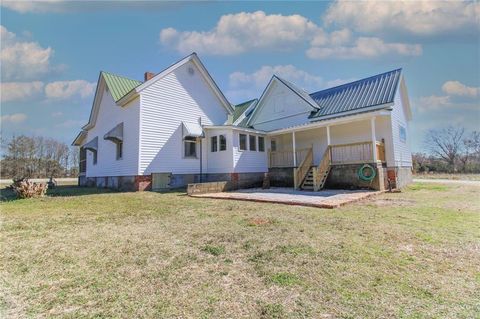 1782 Union Point Road Stephens GA 30667