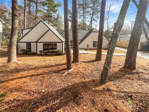 Photo of 7040 Northgreen Drive, Atlanta, GA 30328 (MLS # 7694332)
