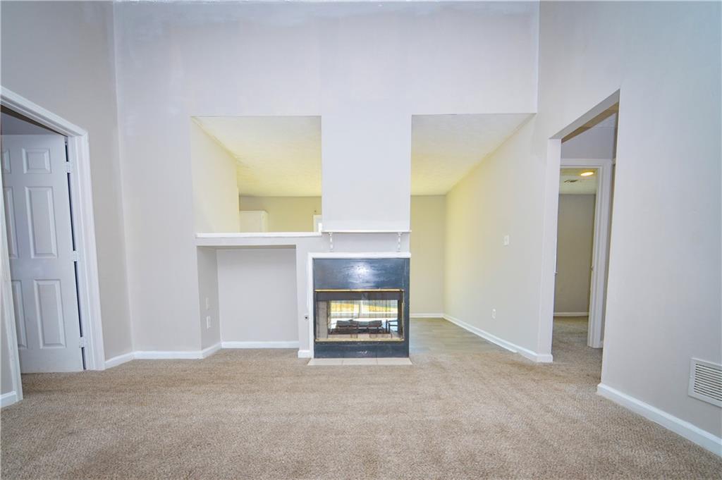 Waterford on Ellis - Residential Lease