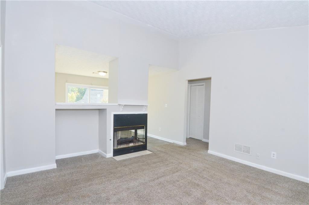 Waterford on Ellis - Residential Lease