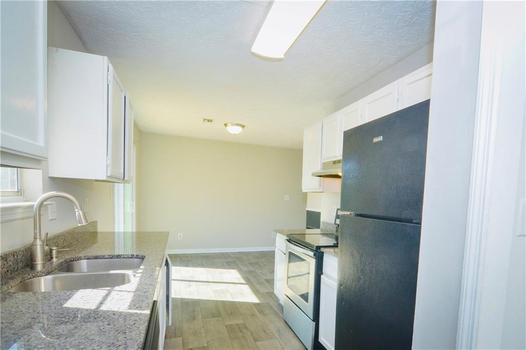 Waterford on Ellis - Residential Lease