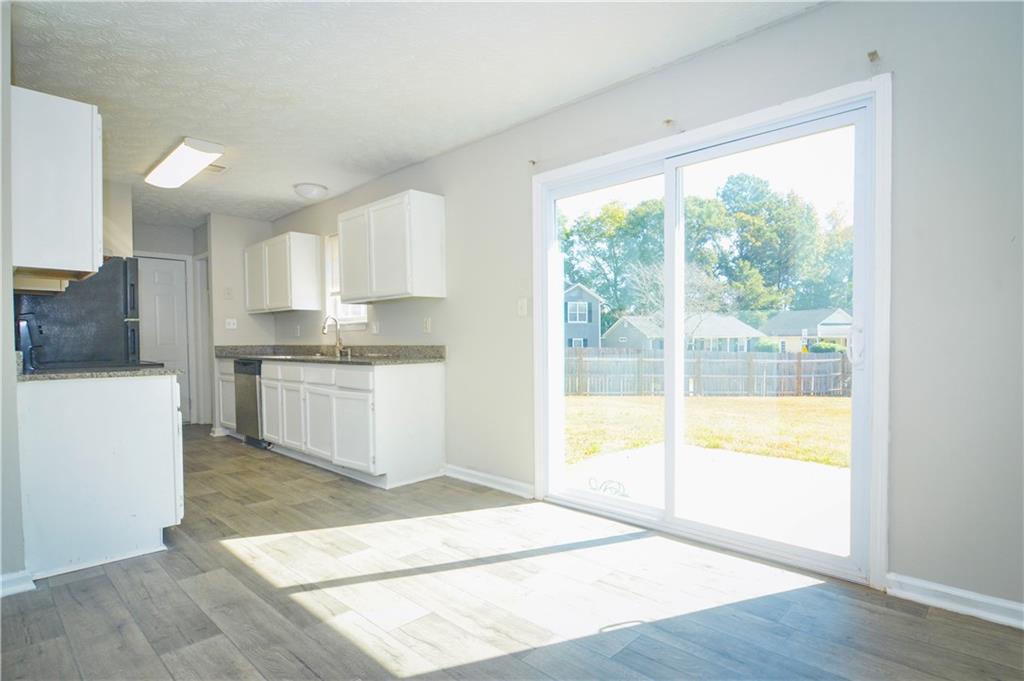 Waterford on Ellis - Residential Lease