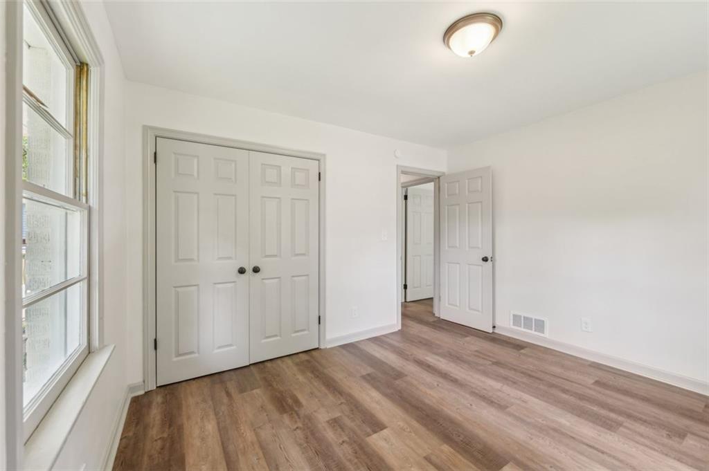 1261 Cliffwood Drive, Smyrna, Georgia image 24