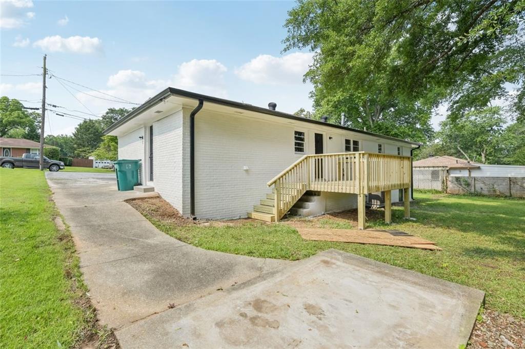 1261 Cliffwood Drive, Smyrna, Georgia image 37