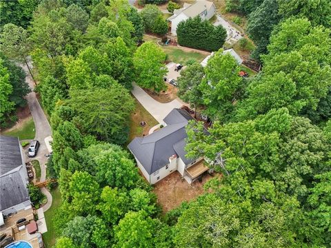 A home in Dawsonville