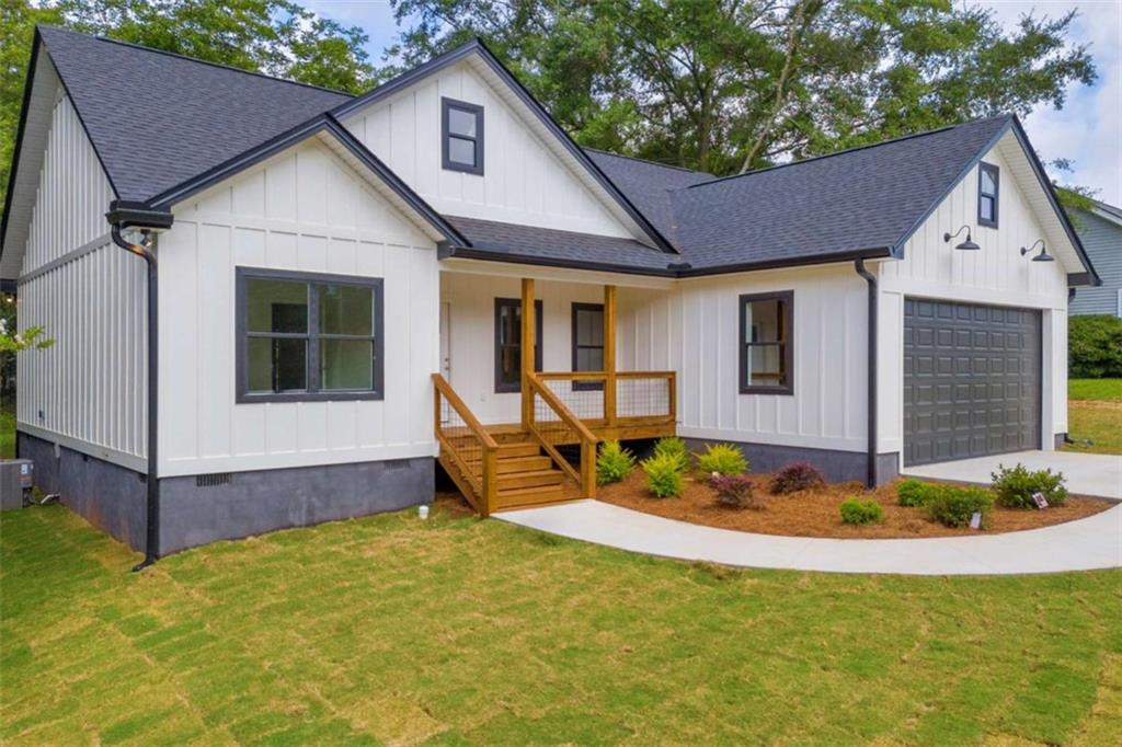 256 ADAMS PLACE