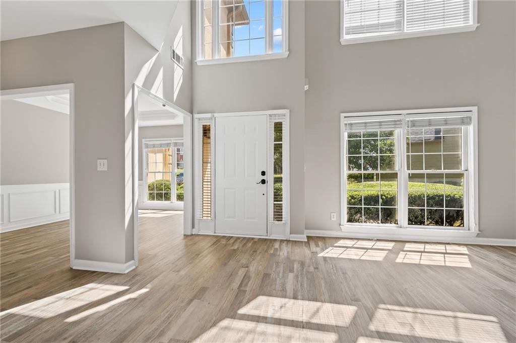 2878 Calhoun Square