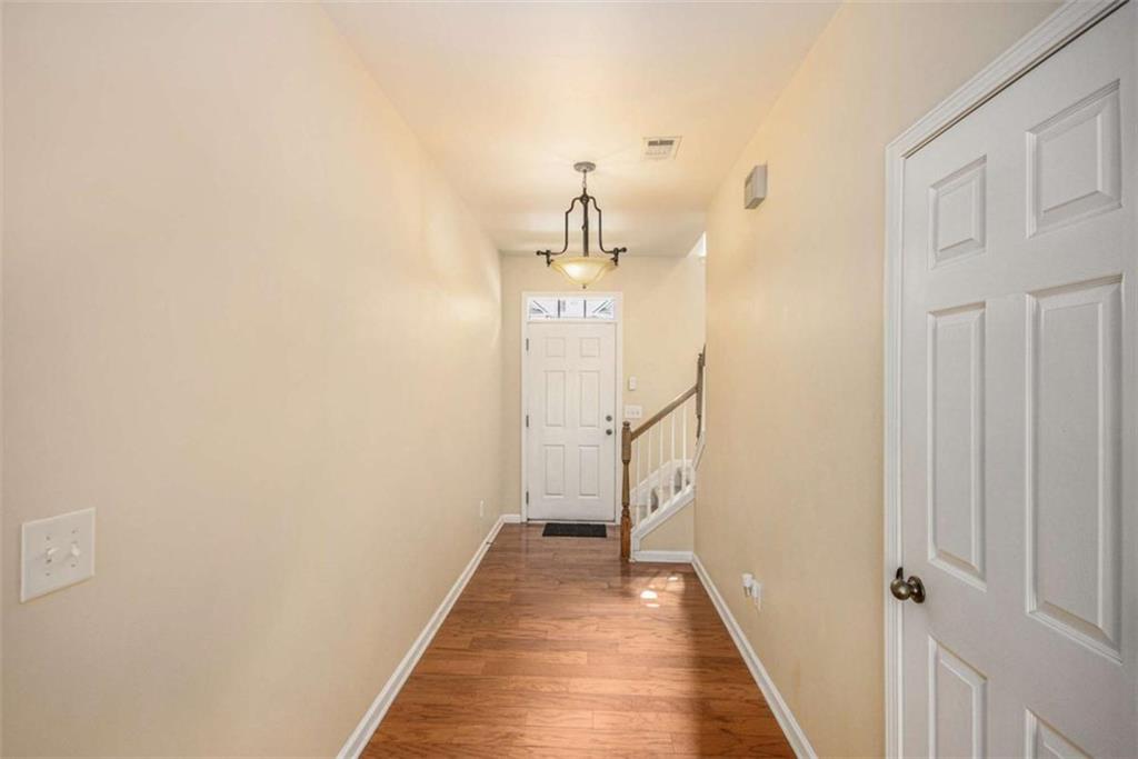 3364 Thornbridge Drive, Powder Springs, Georgia image 4