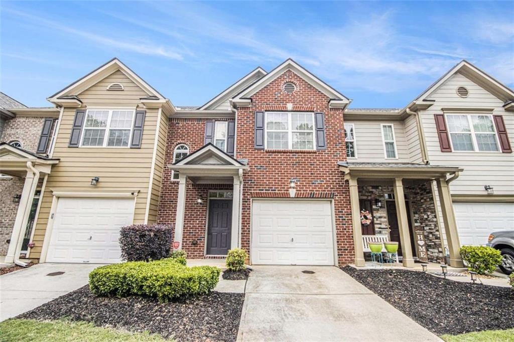 3364 Thornbridge Drive, Powder Springs, Georgia image 2