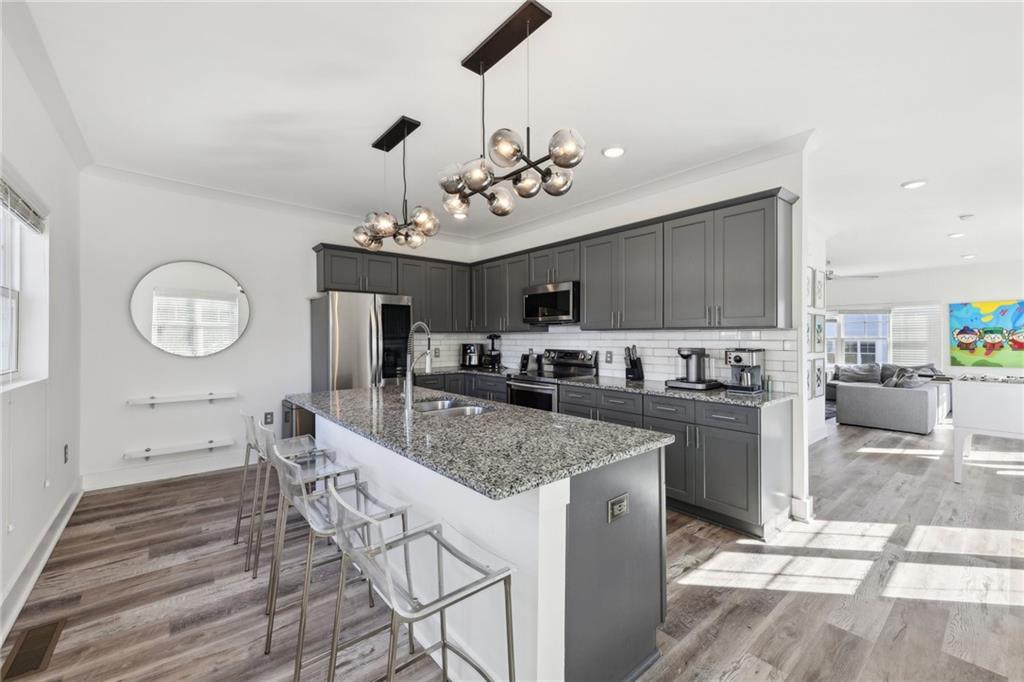 2000 Ocean Drive NW