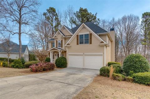 A home in Dacula