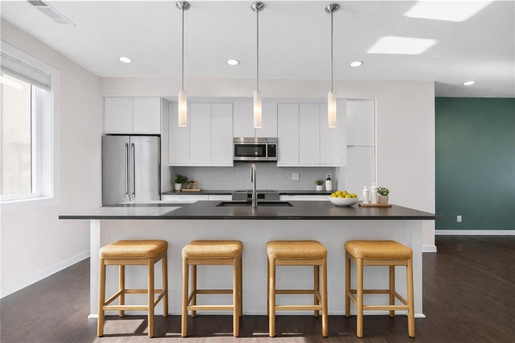 415 Gartrell Street SE 1