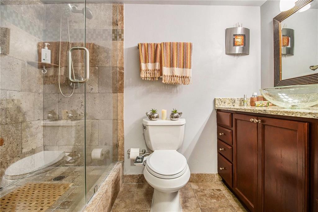 2870 Pharr Courth South Ct, Atlanta, Georgia image 15
