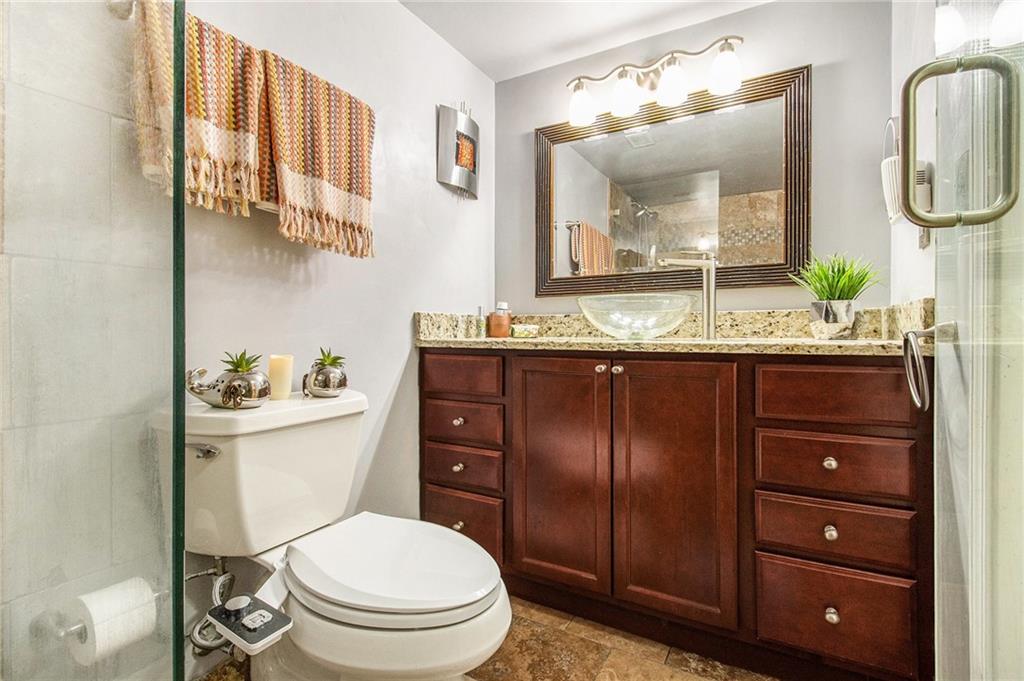 2870 Pharr Courth South Ct, Atlanta, Georgia image 17