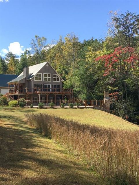 A home in Dahlonega