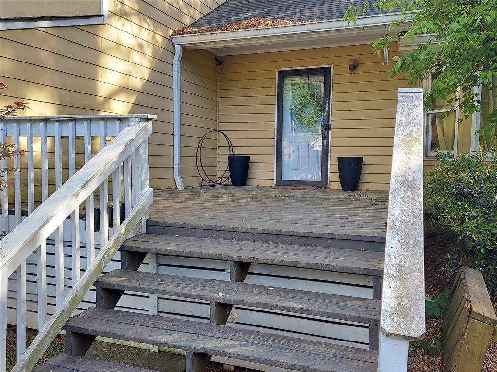 2401 Chauncey Lane SW