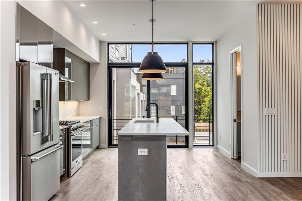 105 Georgia Avenue SE 3