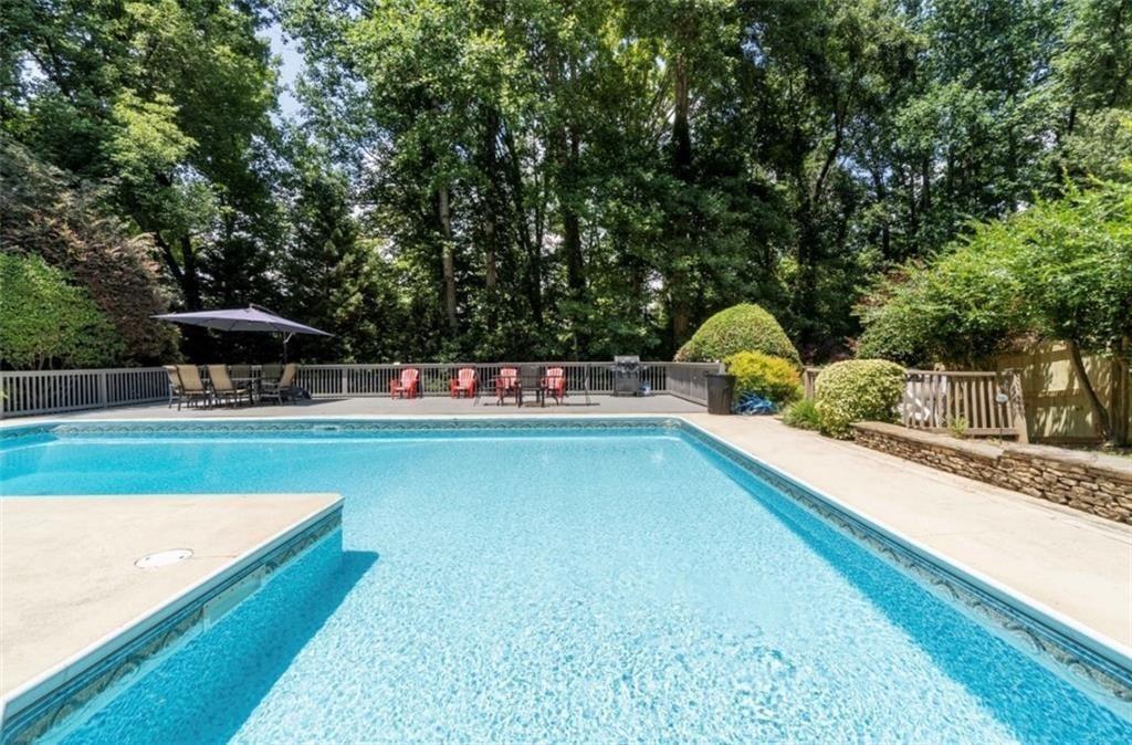5779 Chisholm Trail