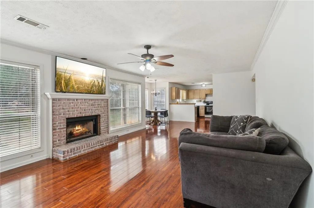 Lawrenceville, Georgia 30043, United States, 3 Bedrooms Bedrooms, ,3 BathroomsBathrooms,Residential,Active,88778