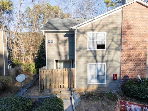 Homes For Sale - 1045 Rock Creek Lane<br/> Norcross, GA 30093