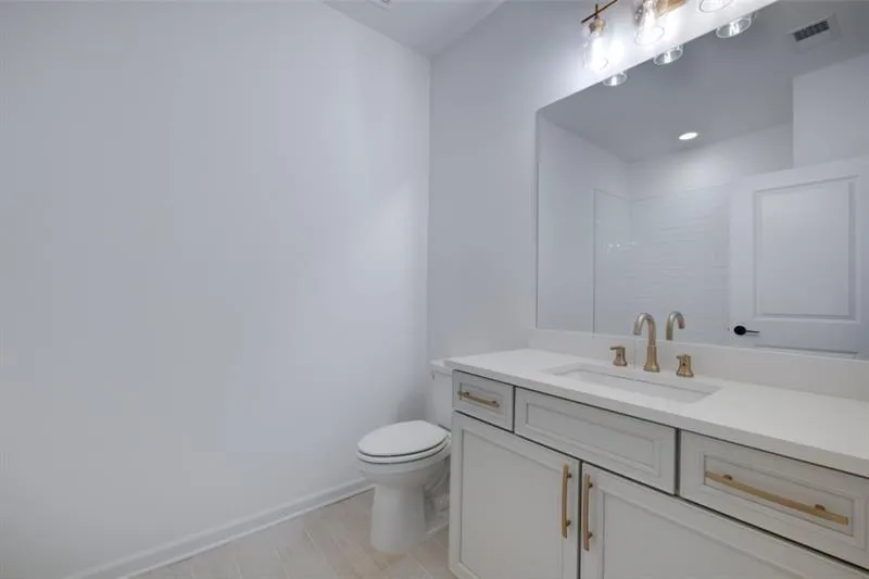 Snellville, Georgia 30078, United States, 2 Bedrooms Bedrooms, ,2 BathroomsBathrooms,Residential,Active,84923