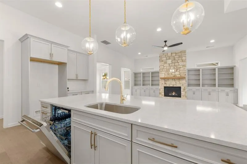 Snellville, Georgia 30078, United States, 2 Bedrooms Bedrooms, ,2 BathroomsBathrooms,Residential,Active,84923