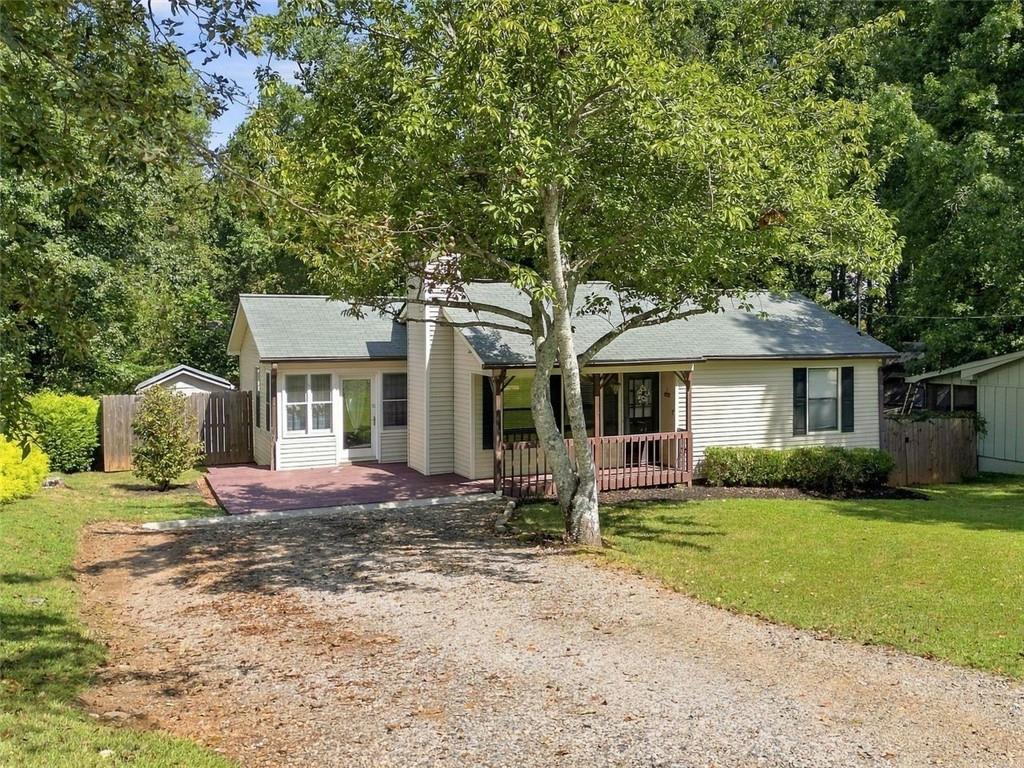 Photo of 2550 Lakeview Trail, Cumming, GA 30041 (MLS # 7839065)
