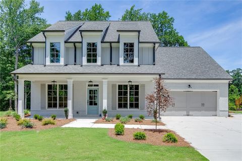Homes For Sale - 250 Wilbanks Street<br/> Gwinnett County, Buford, GA 30518
