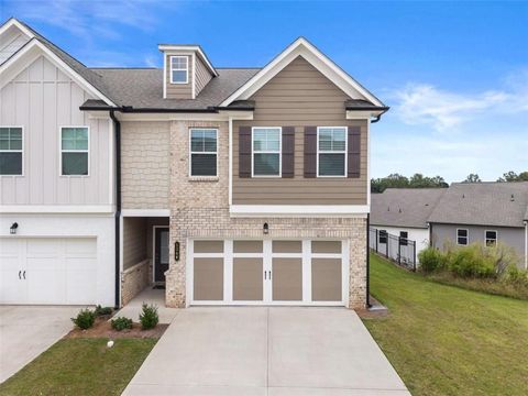 Homes For Sale - 5308 Fox Hill Lane<br/> Oakwood, GA 30566