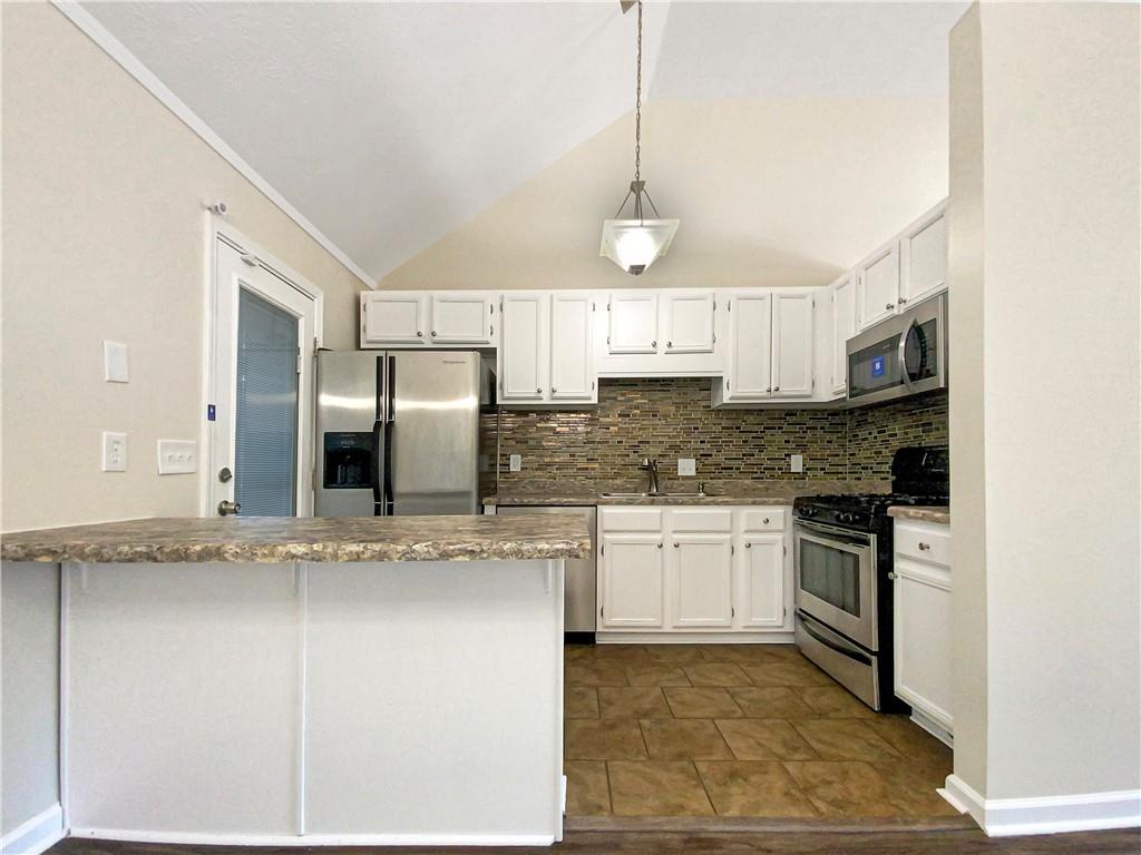 4246 Morningside Way, Powder Springs, Georgia image 6