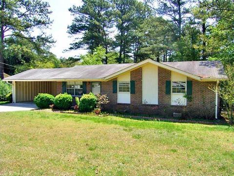 A home in Powder Springs