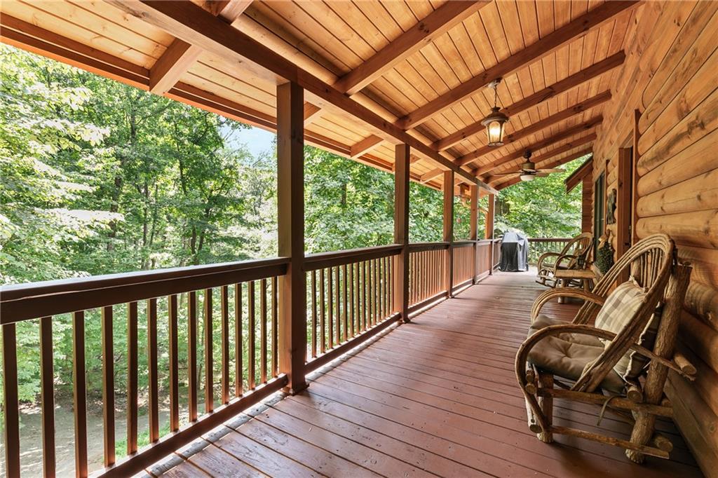 580 Arrowhead Drive