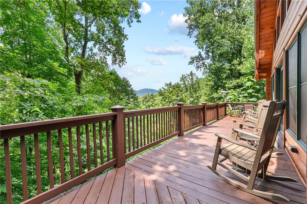 580 Arrowhead Drive