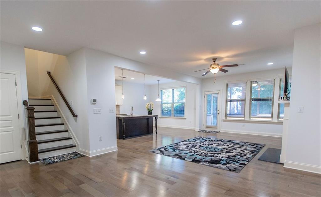 9872 Cameron Parc Circle, Johns Creek, Georgia image 6