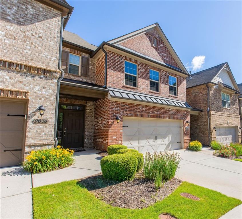 9872 Cameron Parc Circle, Johns Creek, Georgia image 2