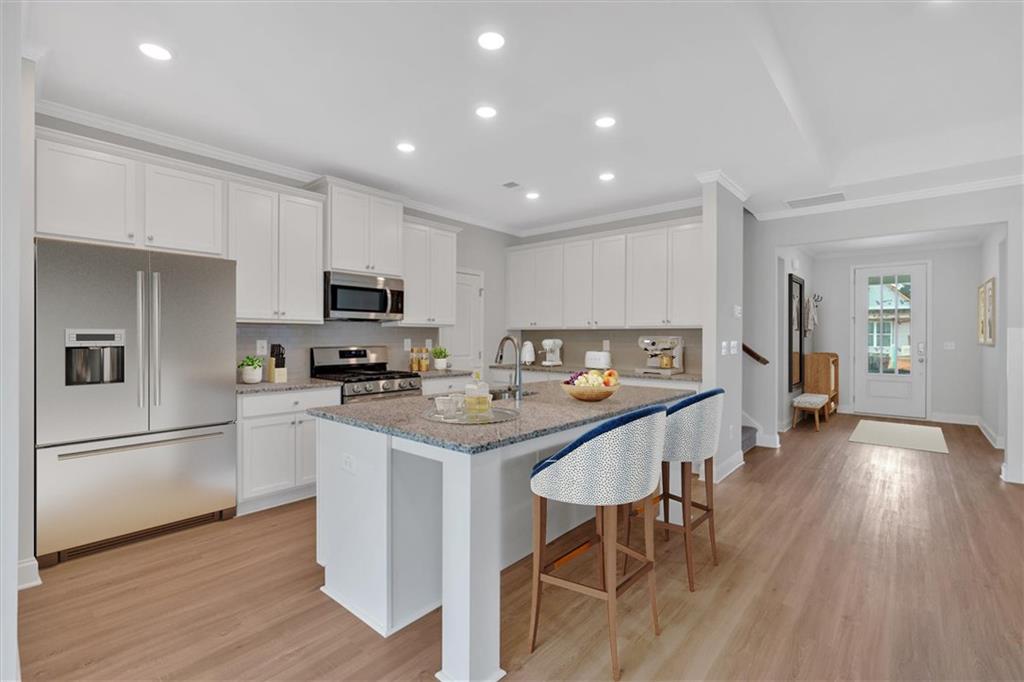 71 Heritage Pointe Drive