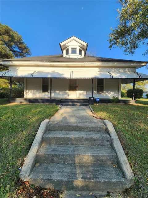 Homes For Sale - 458 Macon Street<br/> Henry County, Mcdonough, GA 30253