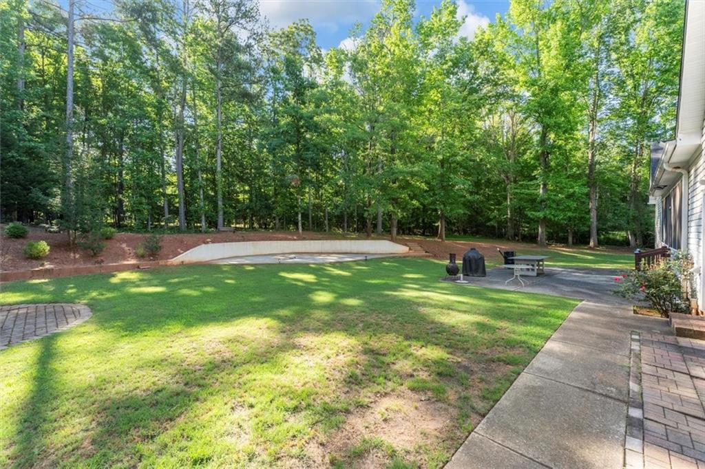 413 Tuxedo Drive, Commerce, Georgia image 12