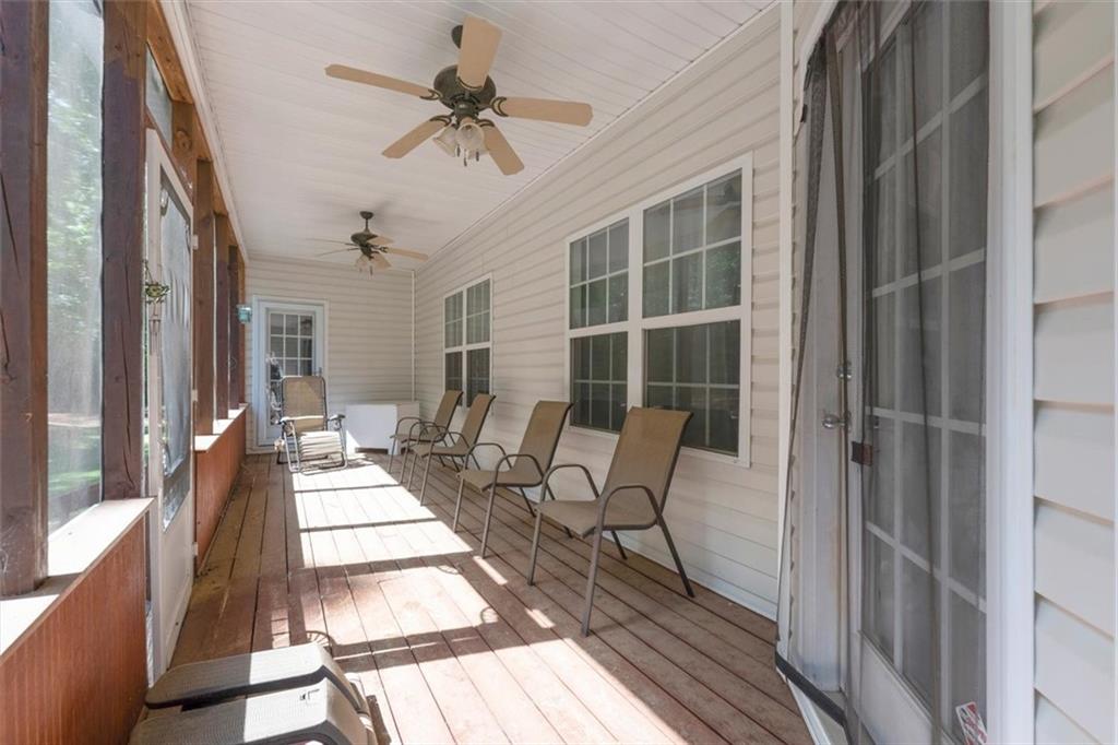 413 Tuxedo Drive, Commerce, Georgia image 3