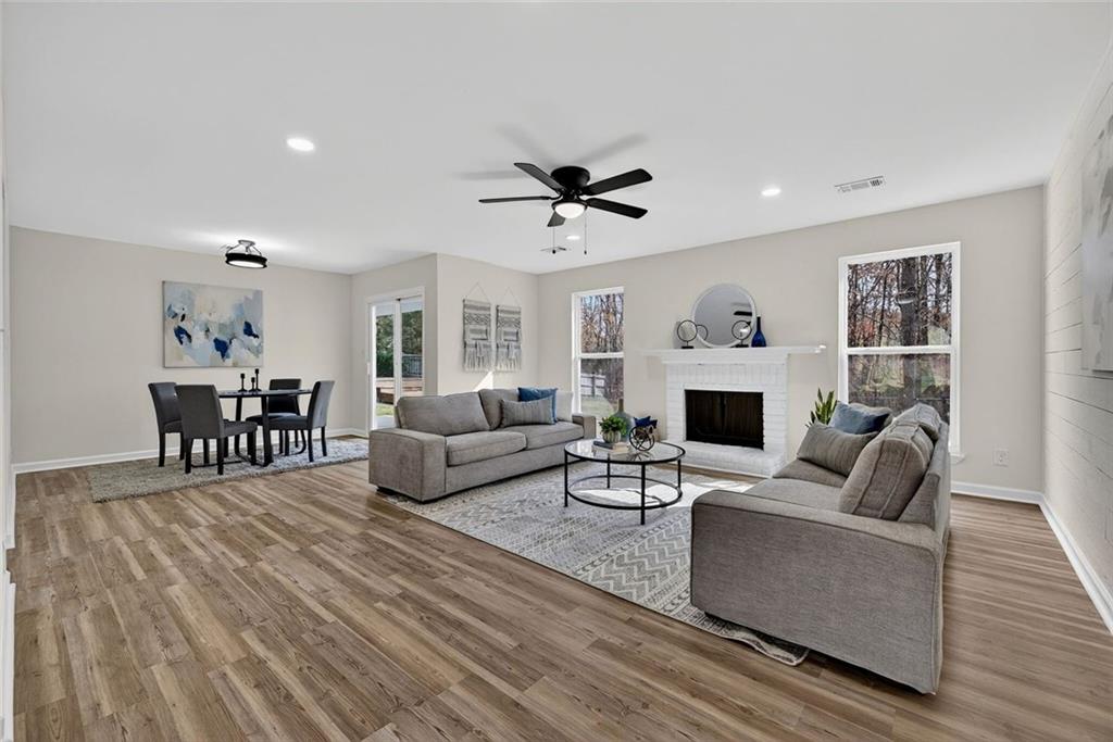 1188 Cottonwood Drive NE