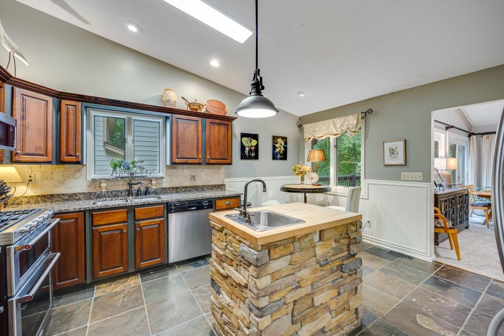 Lanier Country Club Estates - Residential